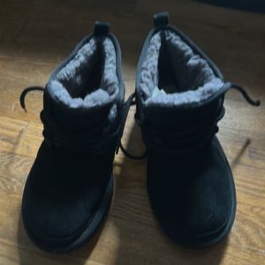 UGG men’s Neumel Black